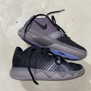 Nike lebrons size 1y